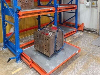 Грузовые стеллажи